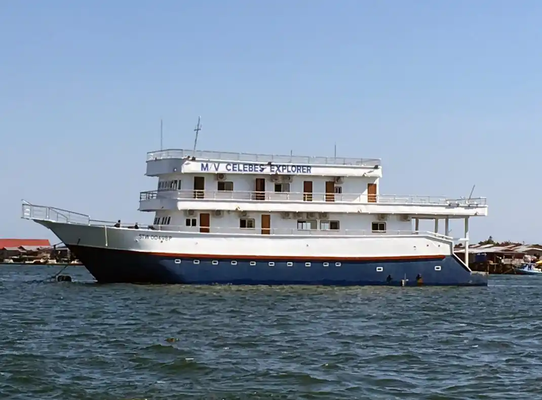 Guarantee your daily Sipadan dives with this liveaboard. Newly built MV Celebes Explorer 9 liveaboard dive boat, offering comfortable cruises and guaranteed daily dive permits for Sipadan Island.