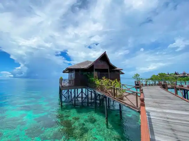 Deluxe Cottage water chalet at Sipadan Water Village.
